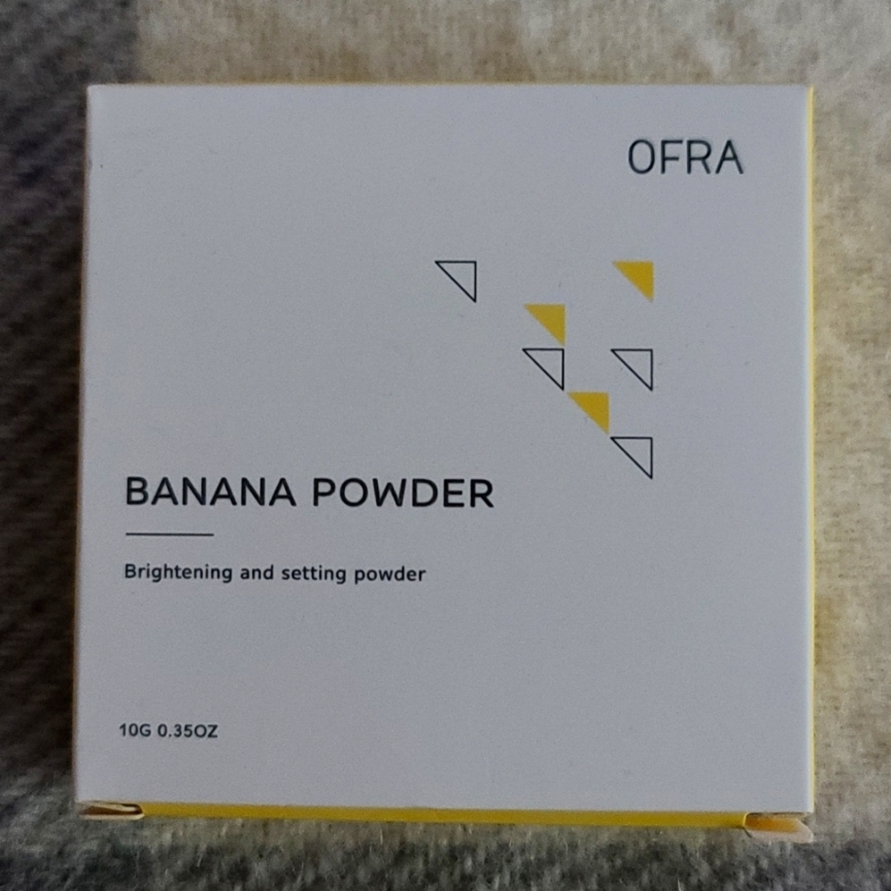 OFTA  banana powder brightening & setting powder